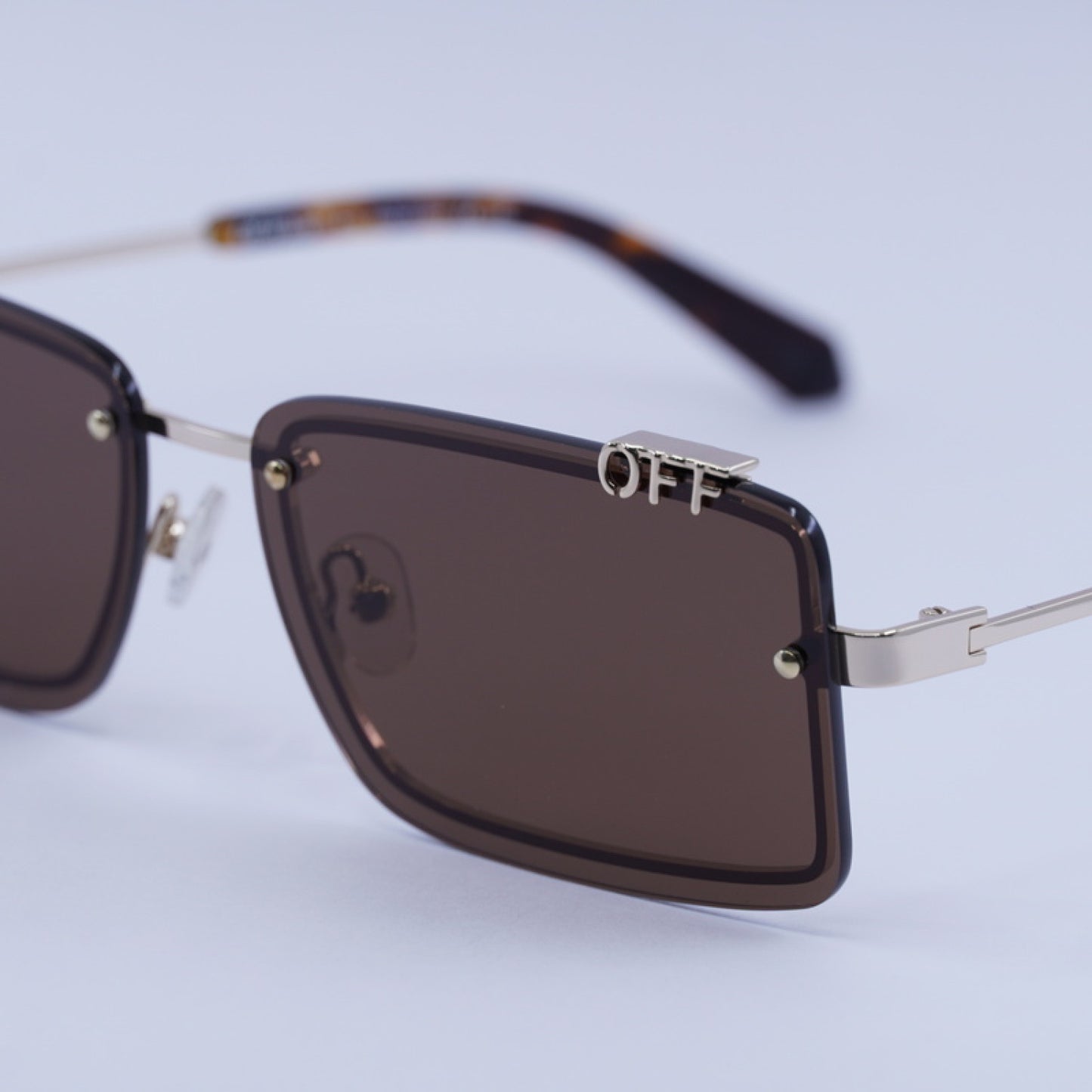 Lentes de Sol Off-White OERI13N TAMPA 7664 60-14-145