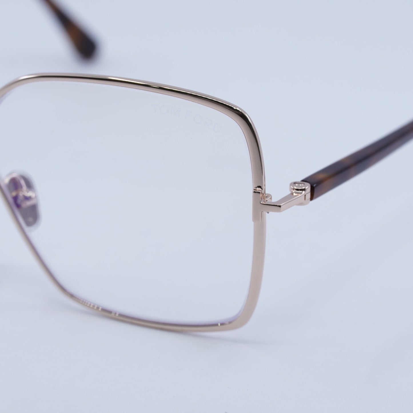 Armazón Oftálmico Tom Ford FT5841-B 028 59-10-135