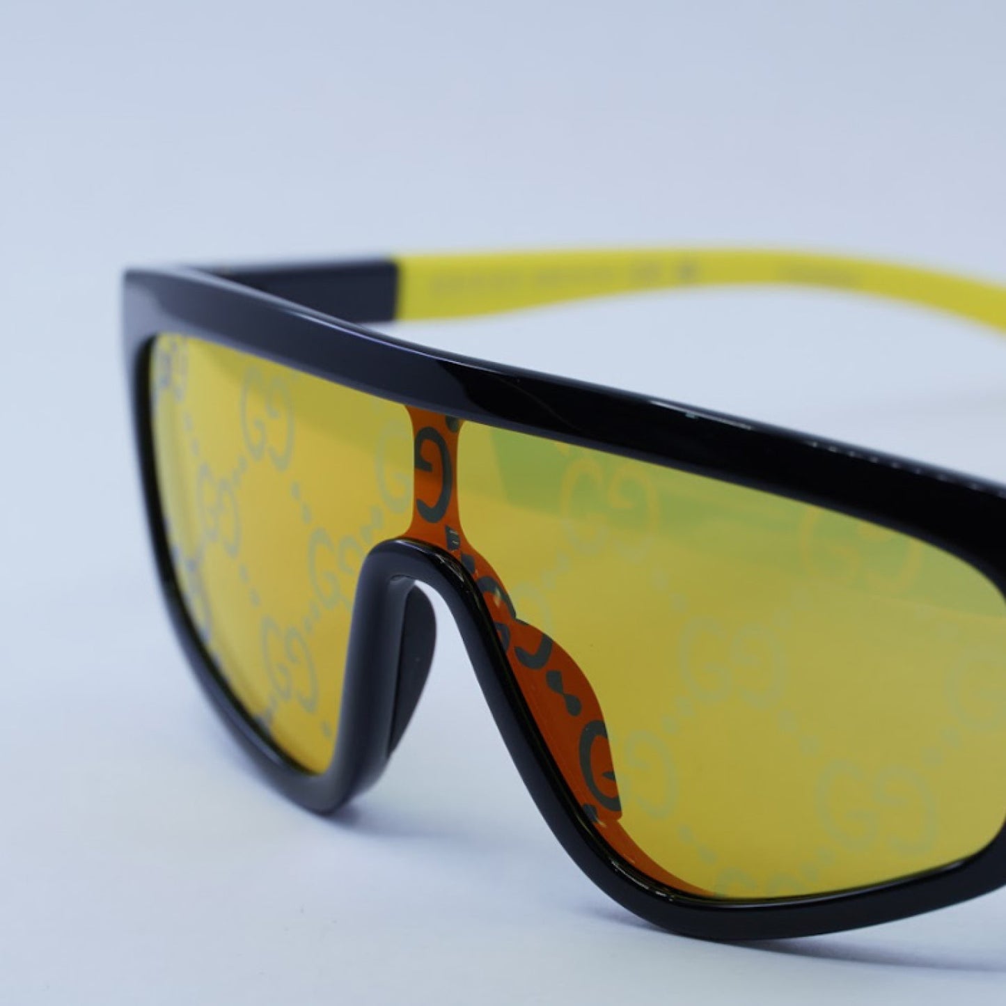 Lentes de Sol Gucci GG1736S 004 99-1-145
