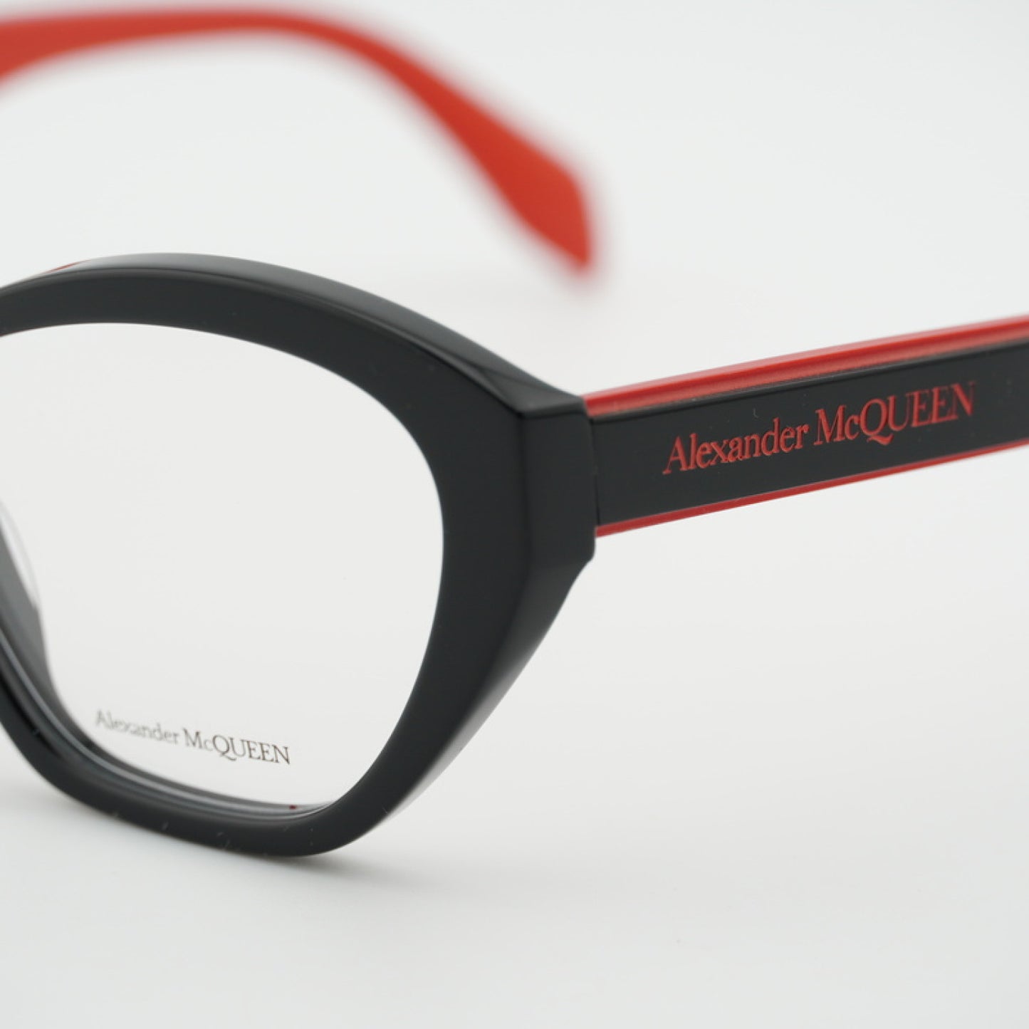 Armazón Oftálmico Alexander McQueen AM0360O 003 52-17-145